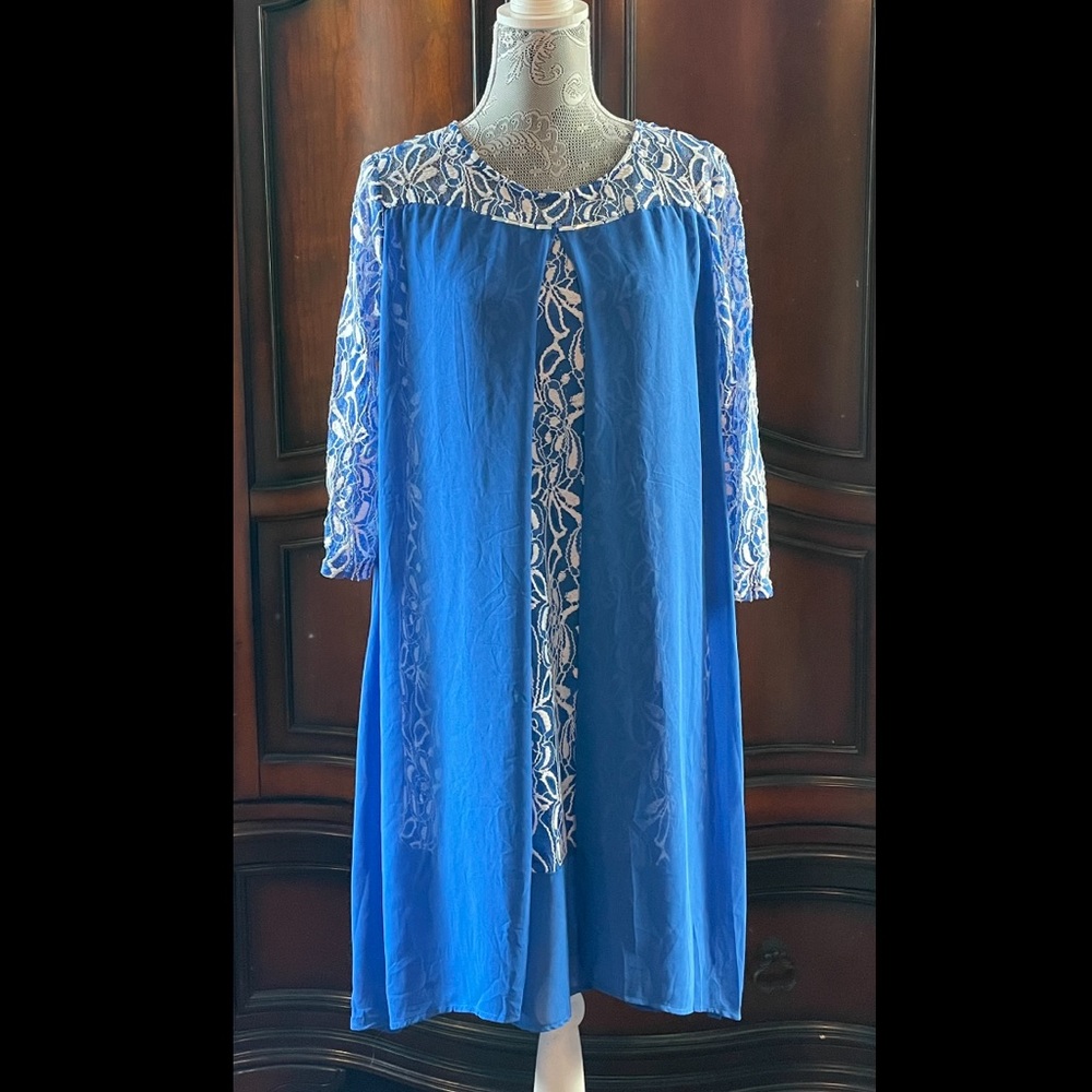 Classy Vintage Lace midi formal semi formal dress